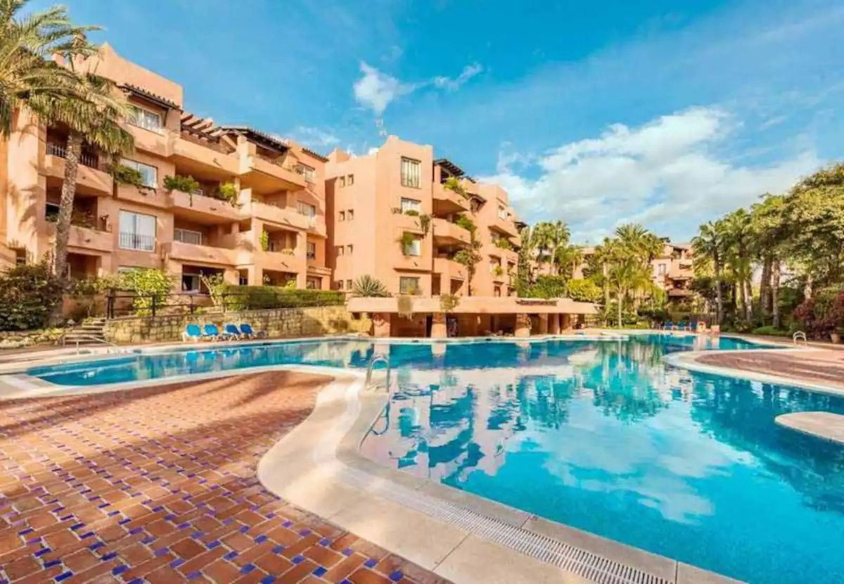Appartement te koop in The Golden Mile | 3 slaapkamers H5499445