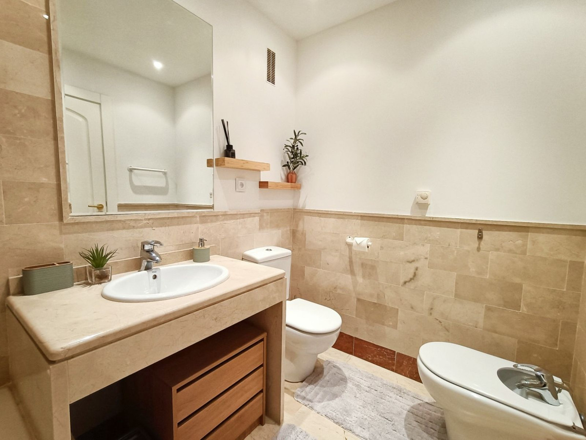 Appartement te koop in The Golden Mile | 3 slaapkamers H5499445