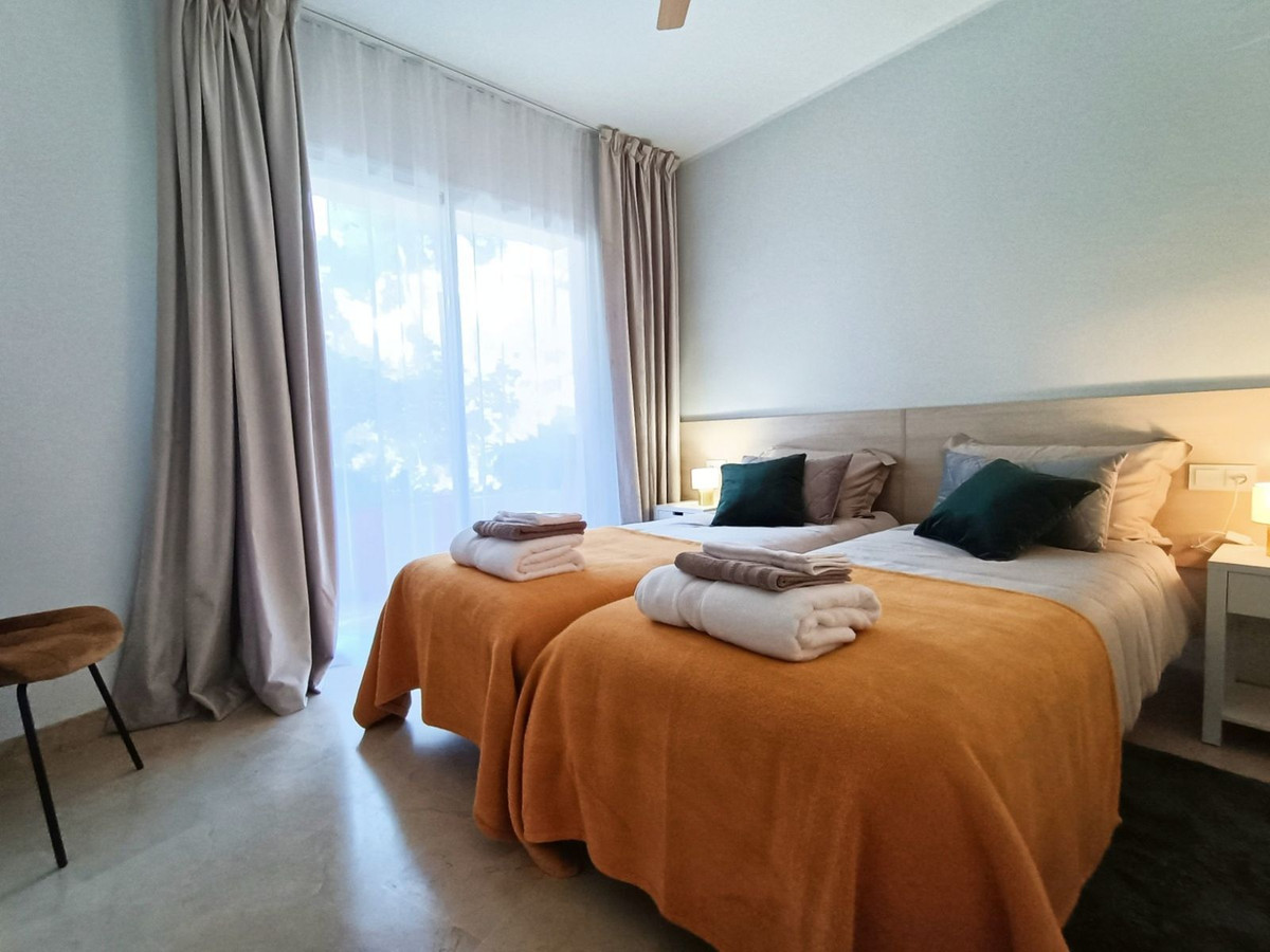 Appartement te koop in The Golden Mile | 3 slaapkamers H5499445