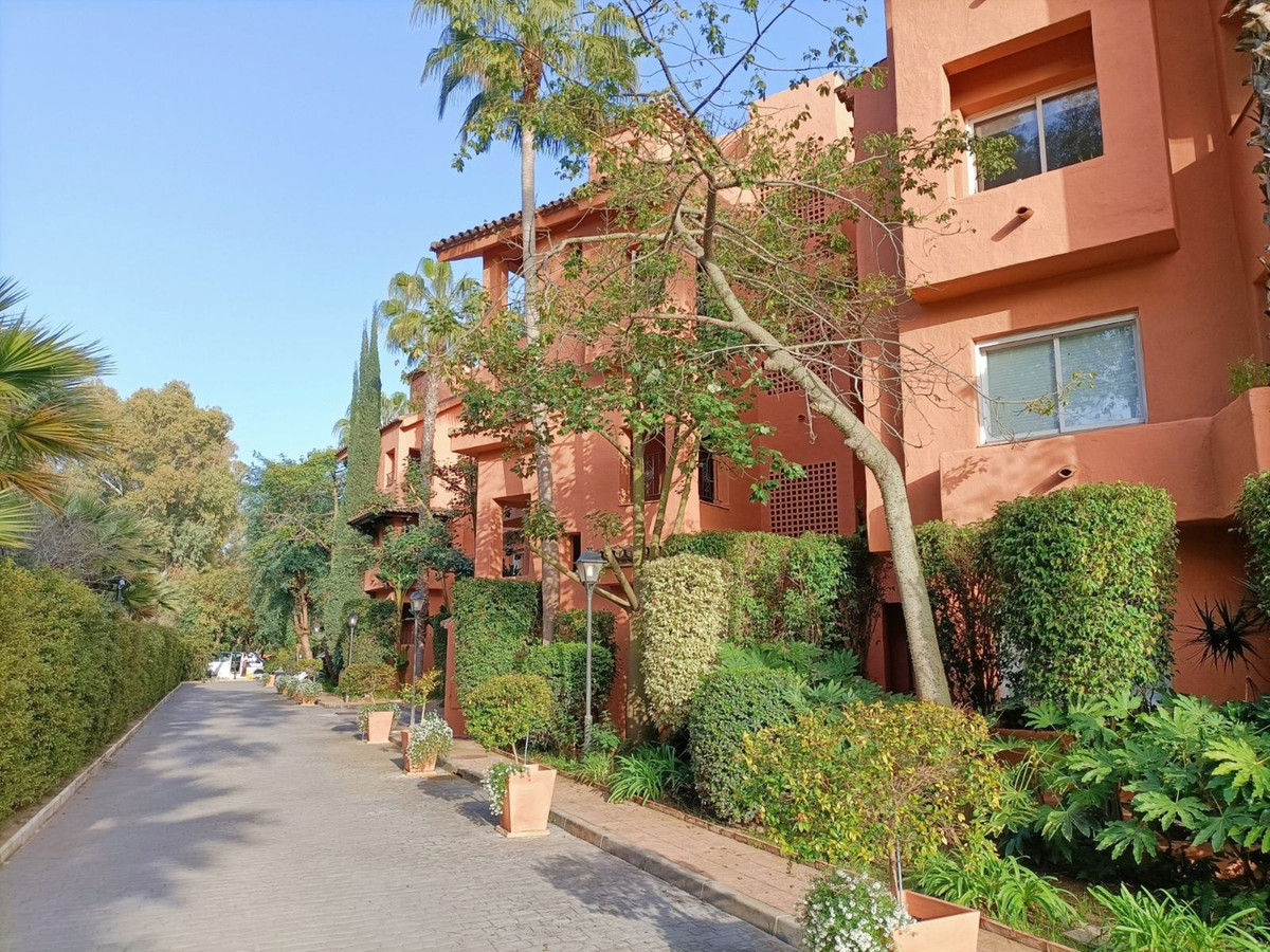 Appartement te koop in The Golden Mile | 3 slaapkamers H5499445