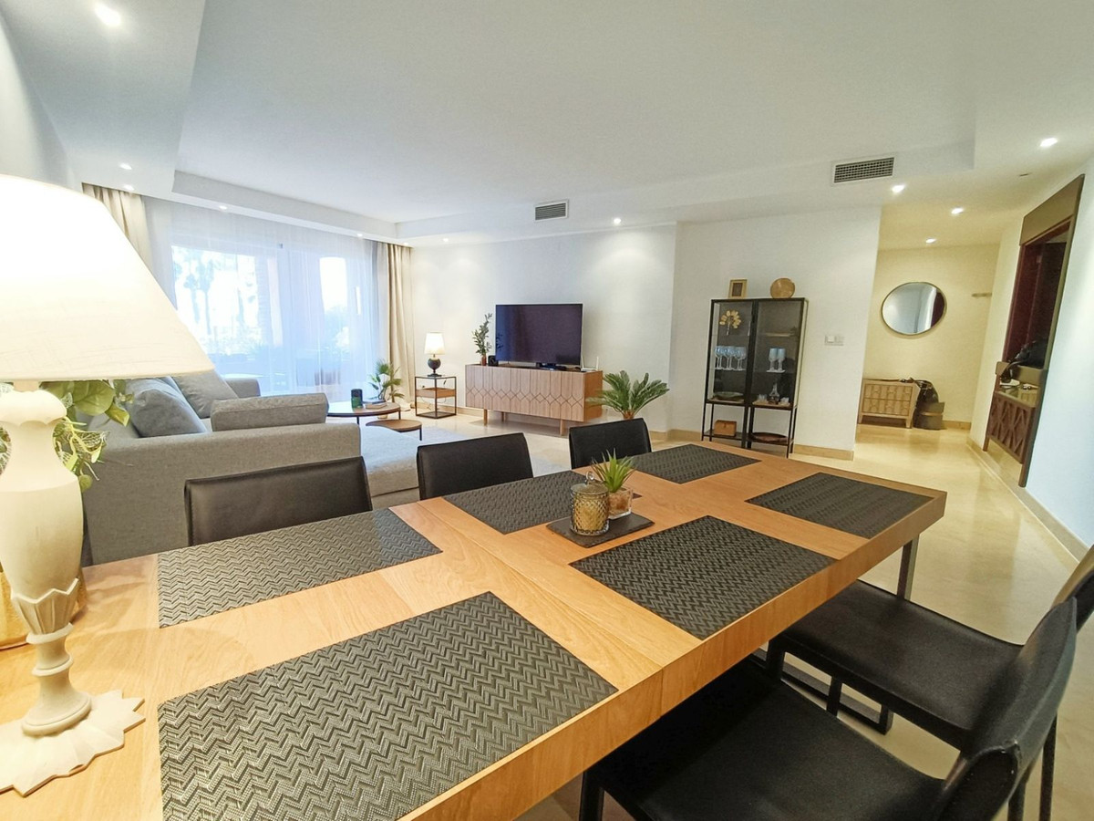 Appartement te koop in The Golden Mile | 3 slaapkamers H5499445