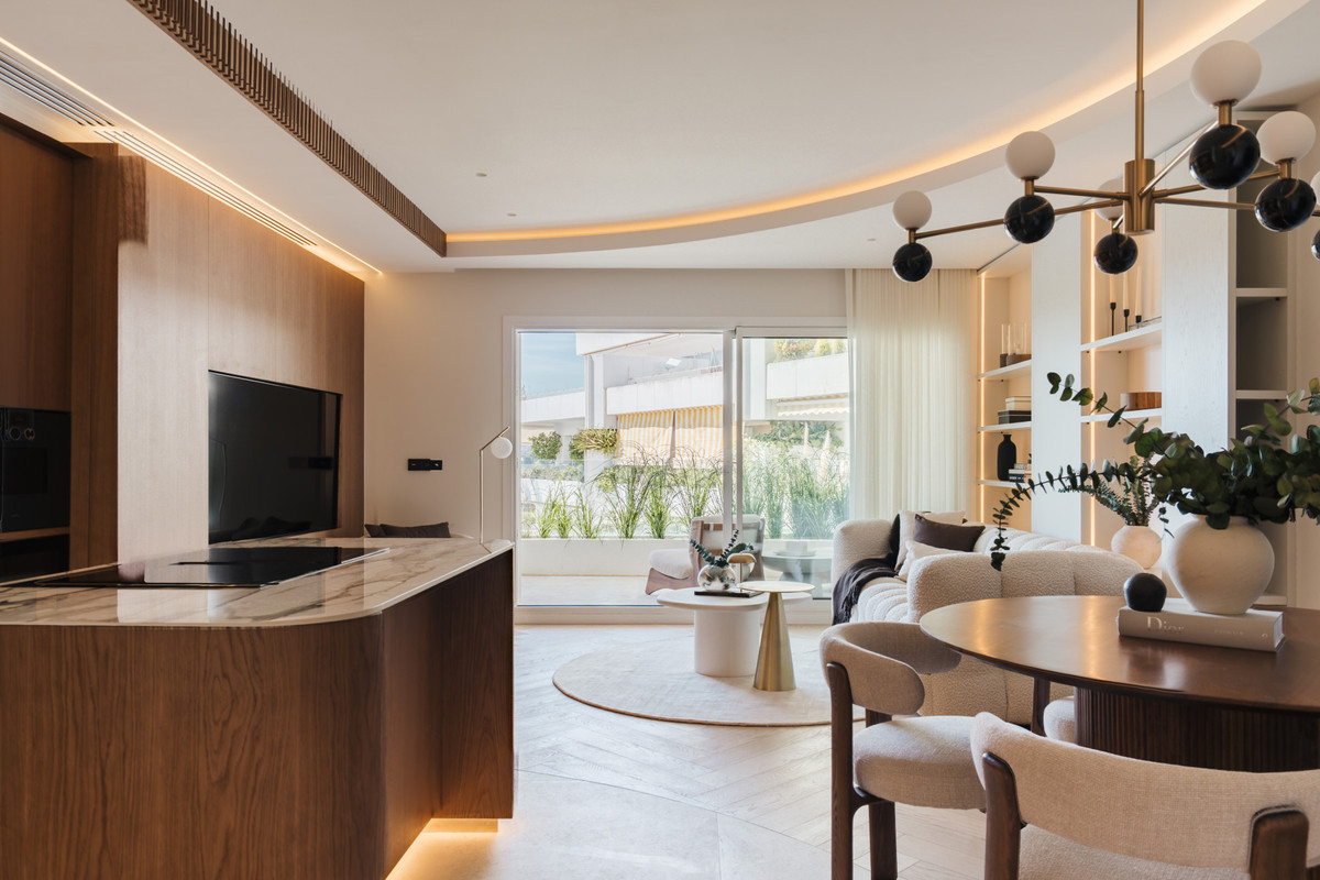 Appartement te koop in The Golden Mile | 2 slaapkamers H5499892