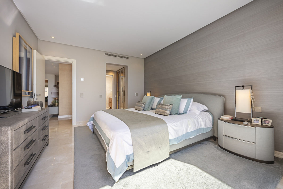Appartement te koop in The Golden Mile | 2 slaapkamers H5512963