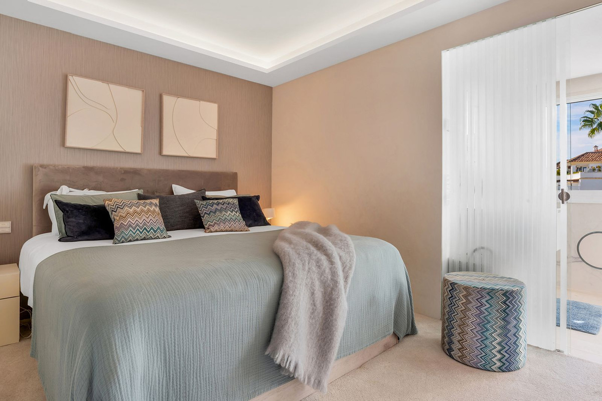 Appartement te koop in The Golden Mile | 3 slaapkamers H5515954