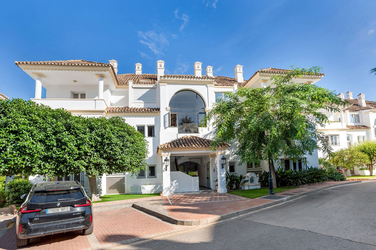 Appartement te koop in The Golden Mile | 3 slaapkamers H5515954