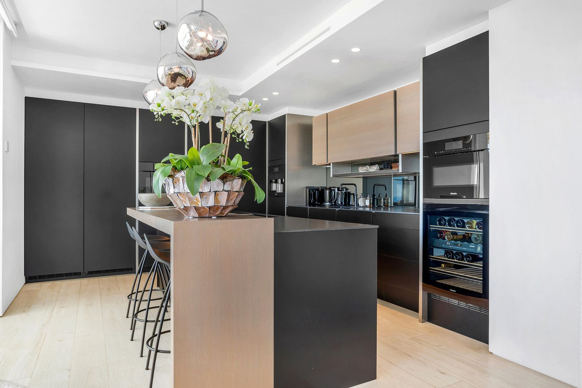 Appartement te koop in The Golden Mile | 3 slaapkamers H5515954