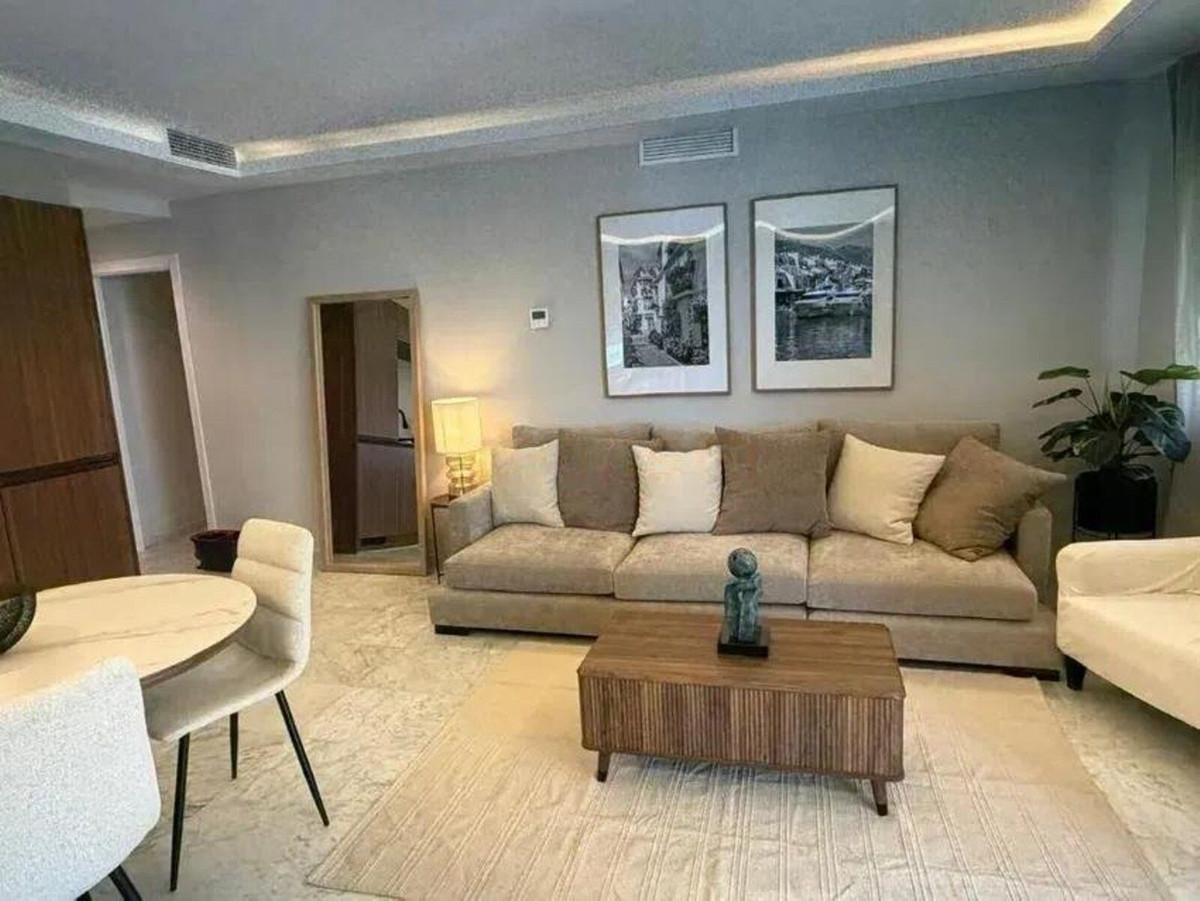 Appartement te koop in The Golden Mile | 3 slaapkamers H5516041