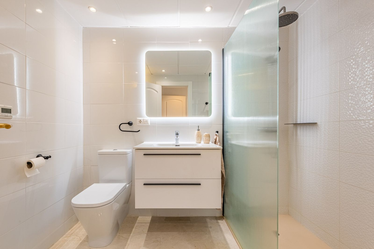 Appartement te koop in The Golden Mile | 2 slaapkamers H5520832