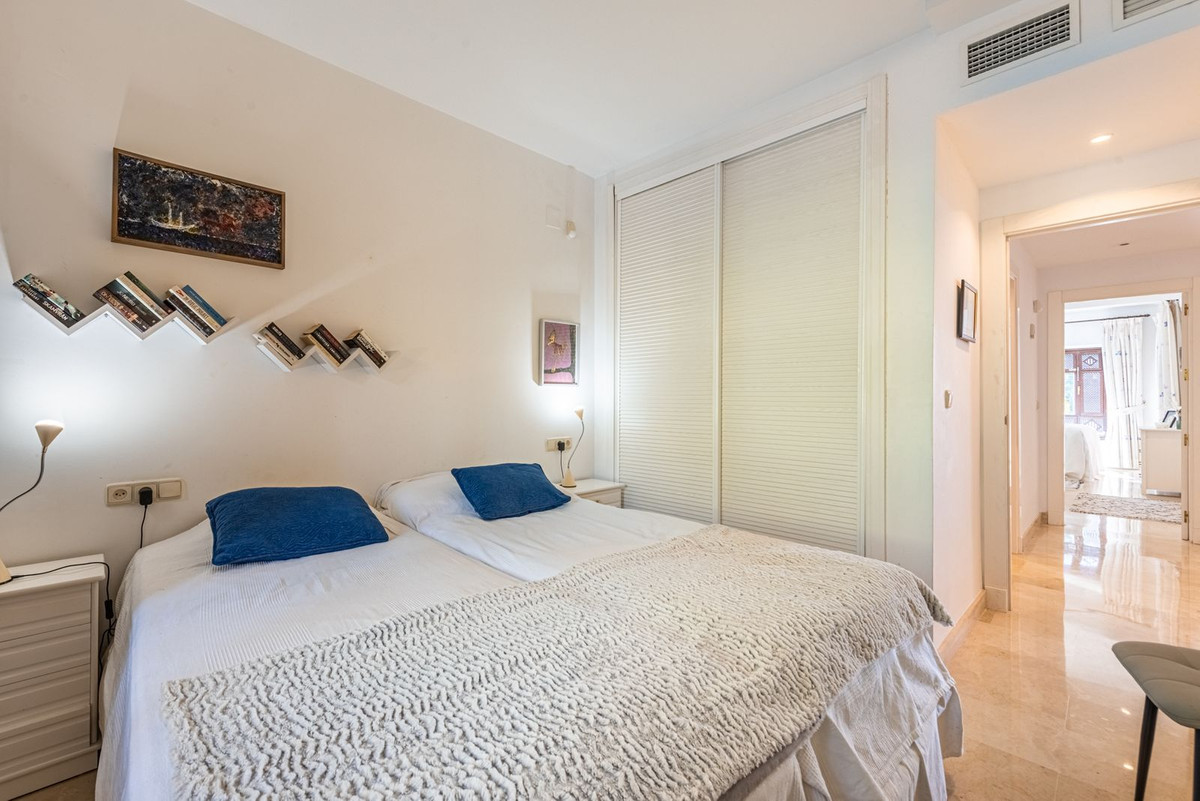 Appartement te koop in The Golden Mile | 2 slaapkamers H5520832