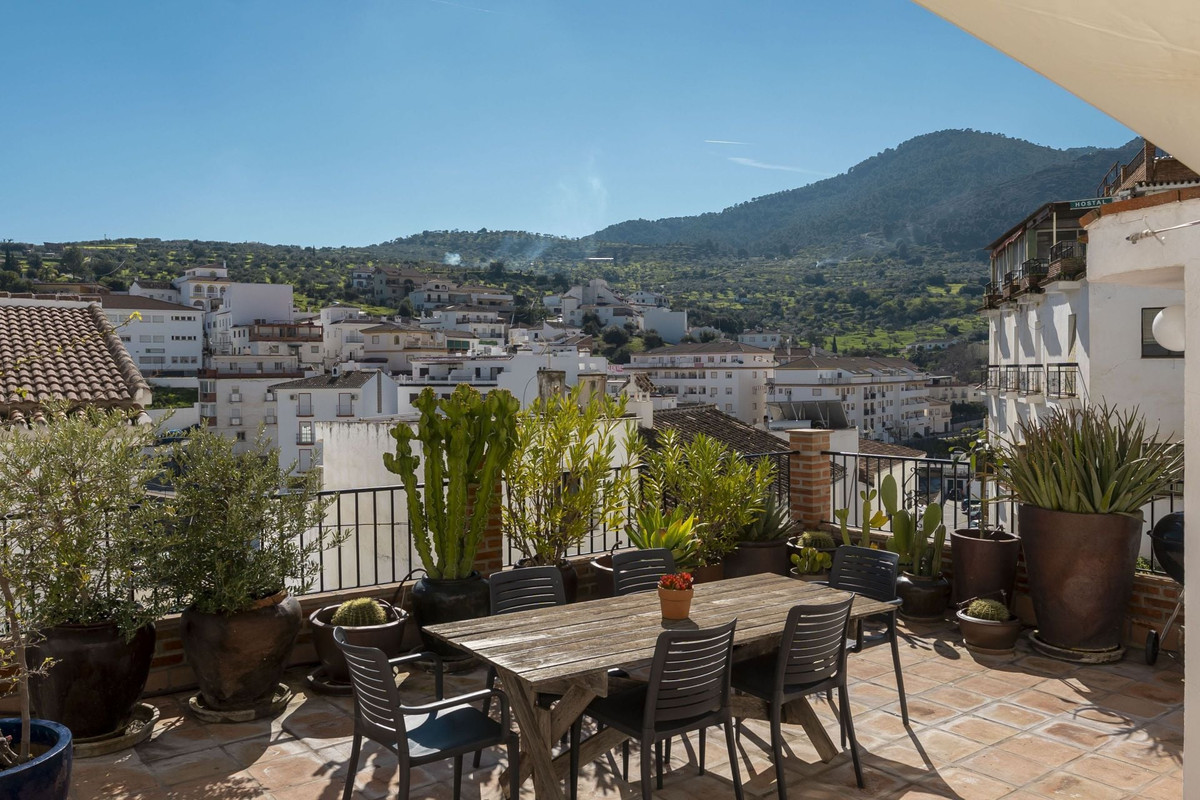 Appartement te koop in Tolox | 2 slaapkamers H5317702