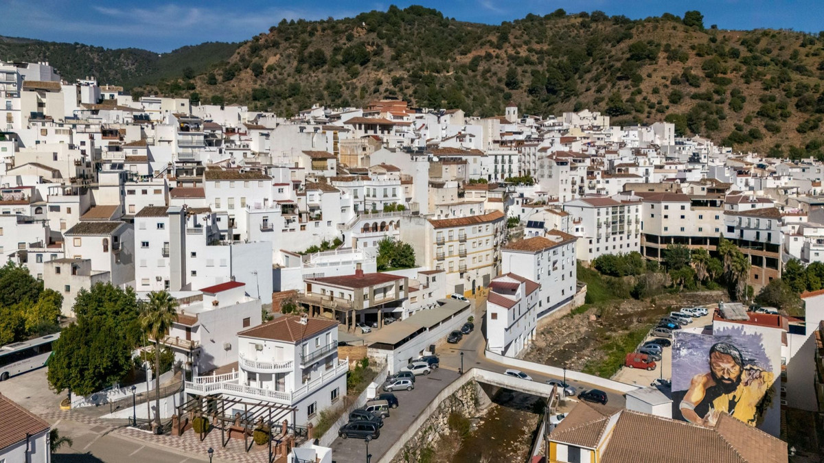 Appartement te koop in Tolox | 2 slaapkamers H5317702