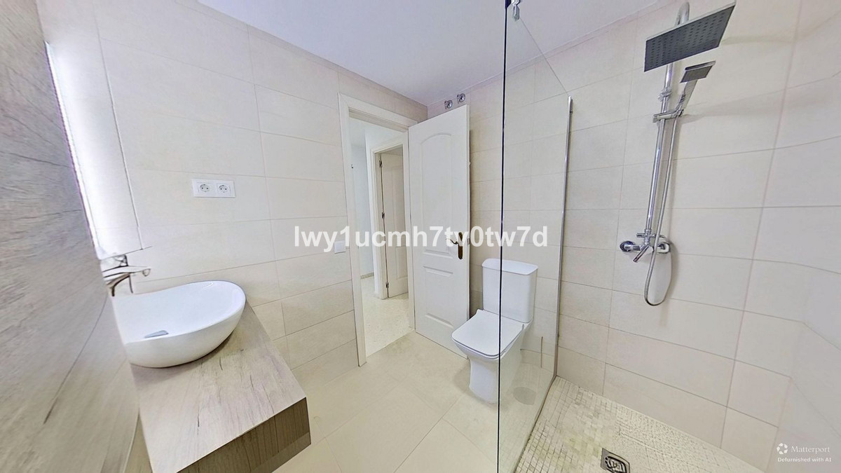 Appartement te koop in Torre de Benagalbón | 3 slaapkamers H5294824