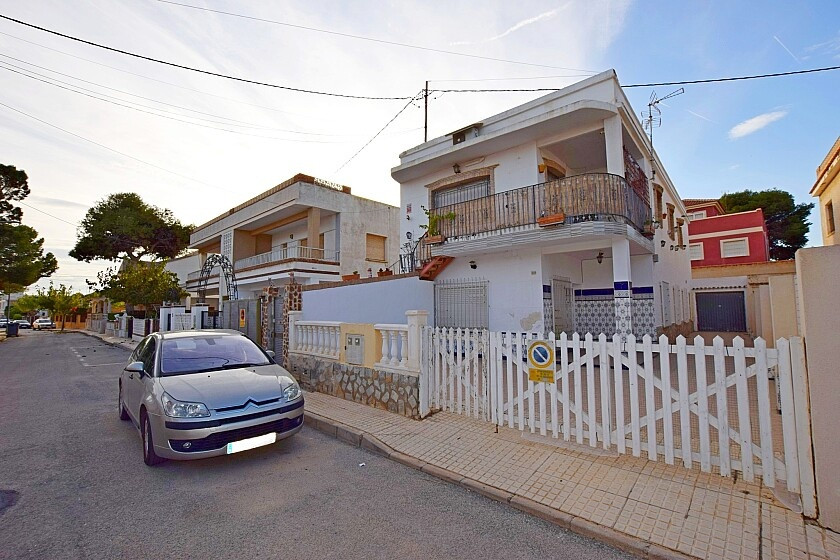 Appartement te koop in Torre de la Horadada | 5 slaapkamers H5456290