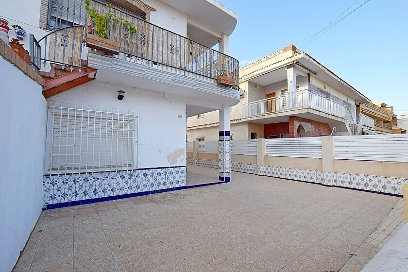Appartement te koop in Torre de la Horadada | 5 slaapkamers H5456290