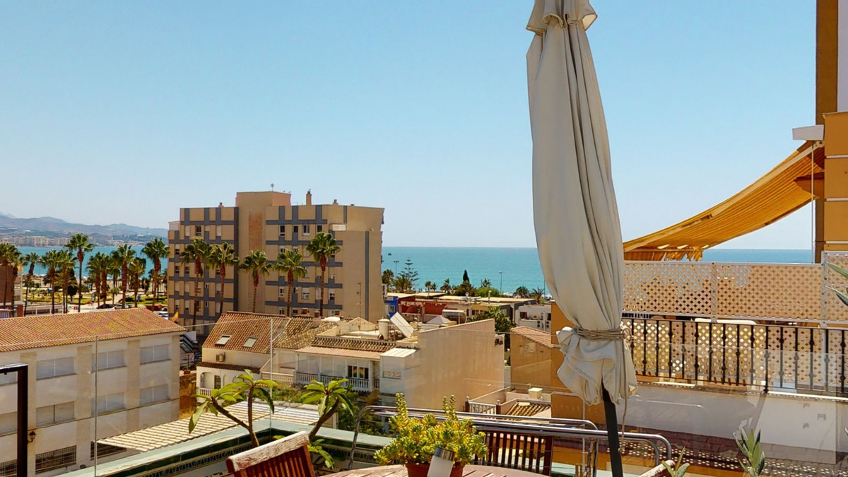 Penthouse in Torre del Mar-1