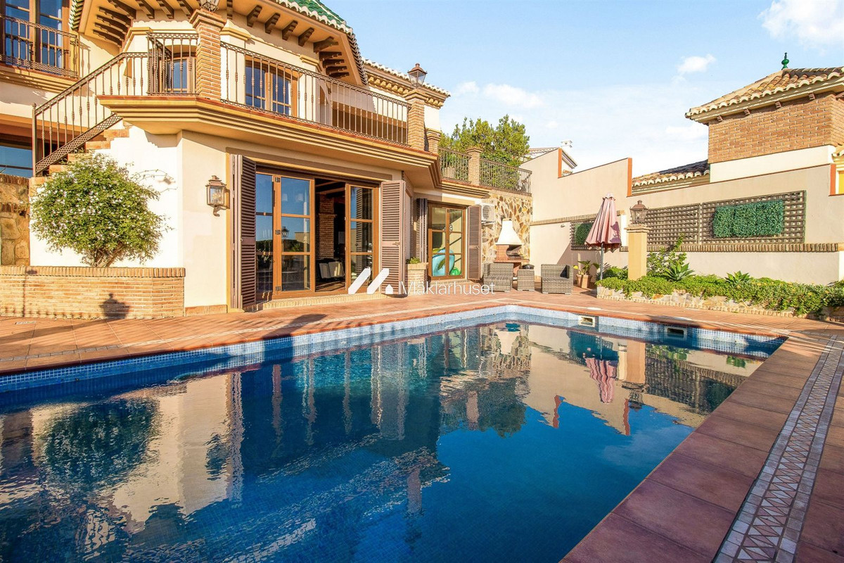 Appartement te koop in Torre del Mar | 6 slaapkamers H5144848
