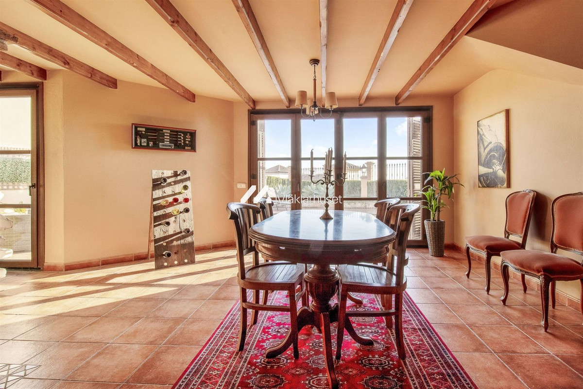 Appartement te koop in Torre del Mar | 6 slaapkamers H5144848