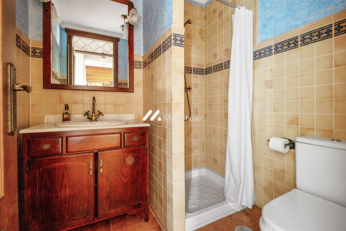 Appartement te koop in Torre del Mar | 6 slaapkamers H5144848