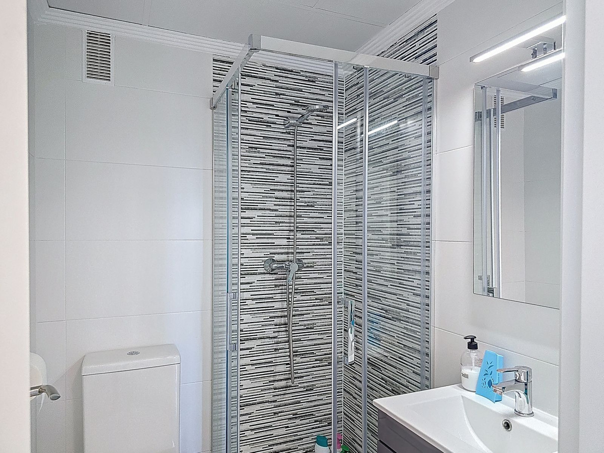 Appartement te koop in Torre del Mar | 2 slaapkamers H5189386