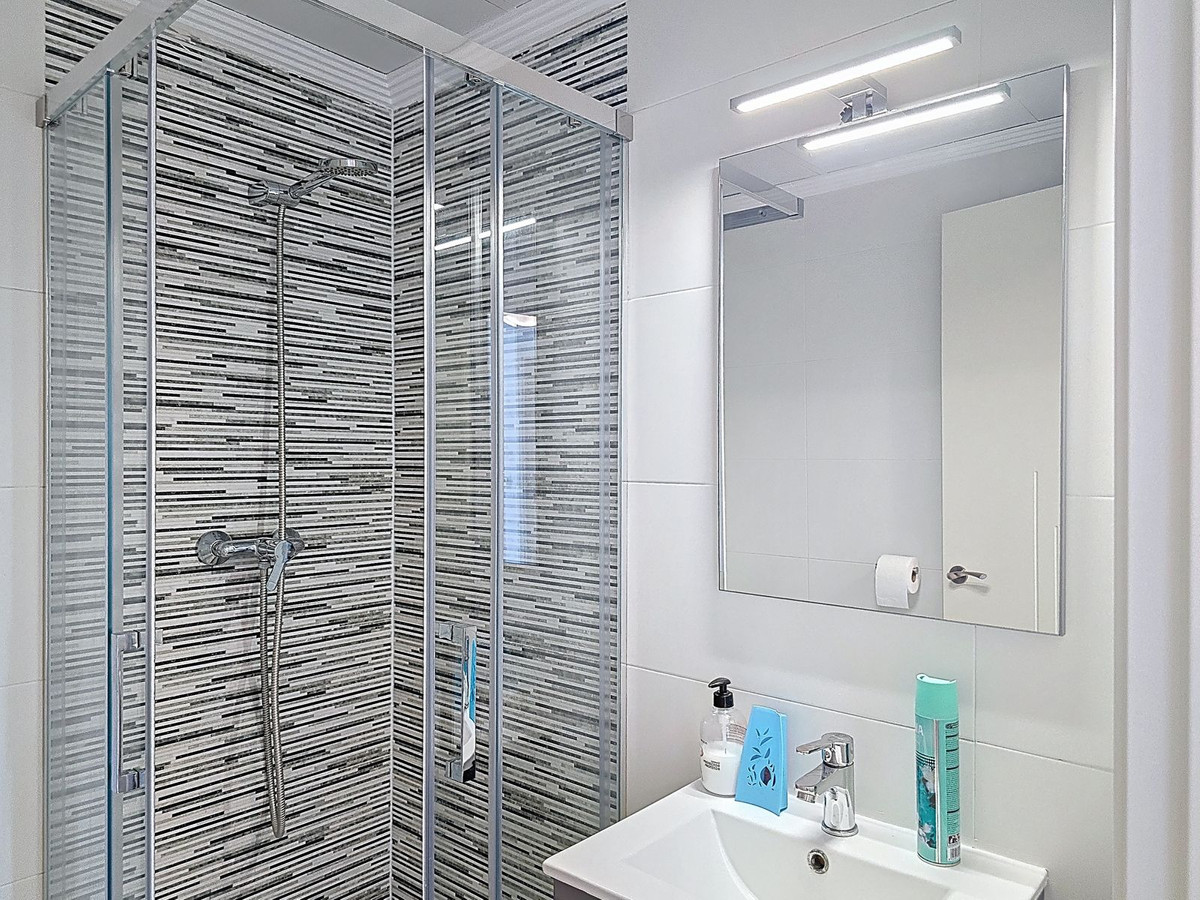 Appartement te koop in Torre del Mar | 2 slaapkamers H5189386