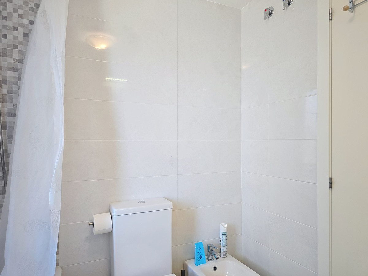 Appartement te koop in Torre del Mar | 2 slaapkamers H5189386