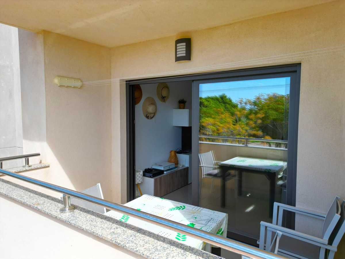 Appartement te koop in Torre del Mar | 2 slaapkamers H5189386