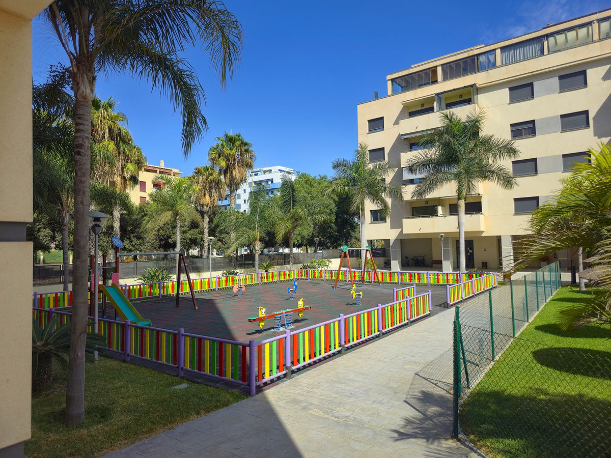 Appartement te koop in Torre del Mar | 2 slaapkamers H5189386