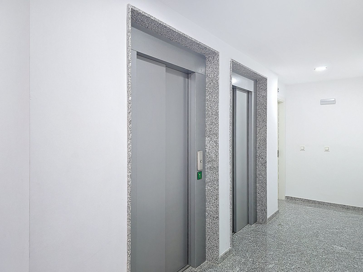 Appartement te koop in Torre del Mar | 2 slaapkamers H5189386