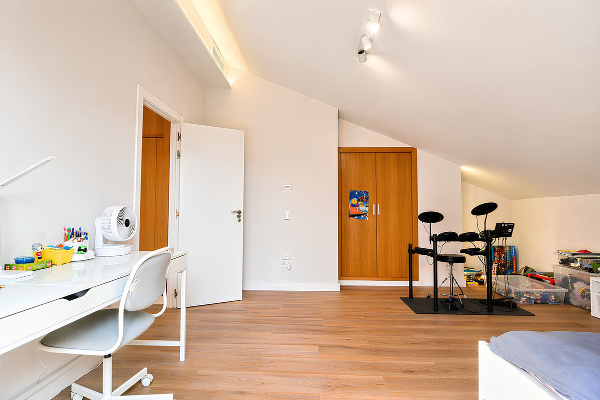 Property main view 23