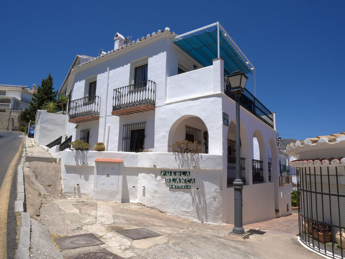 Property main view 25