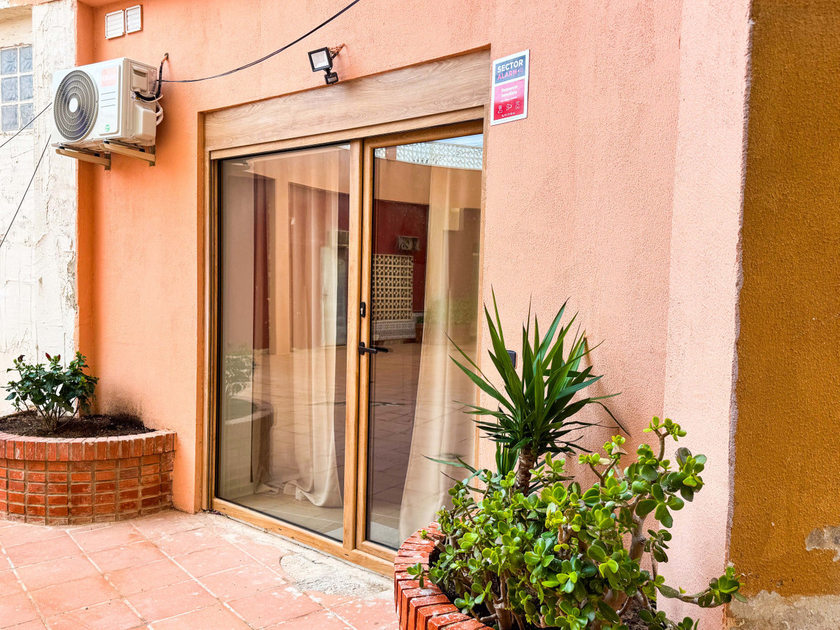 Appartement te koop in Torrelamata | 0 slaapkamers H5295556