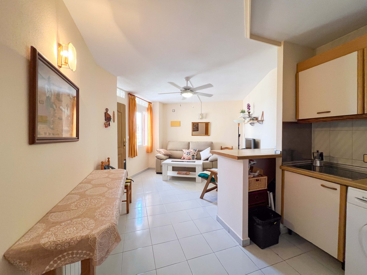 Appartement te koop in Torrelamata | 1 slaapkamers H5295562