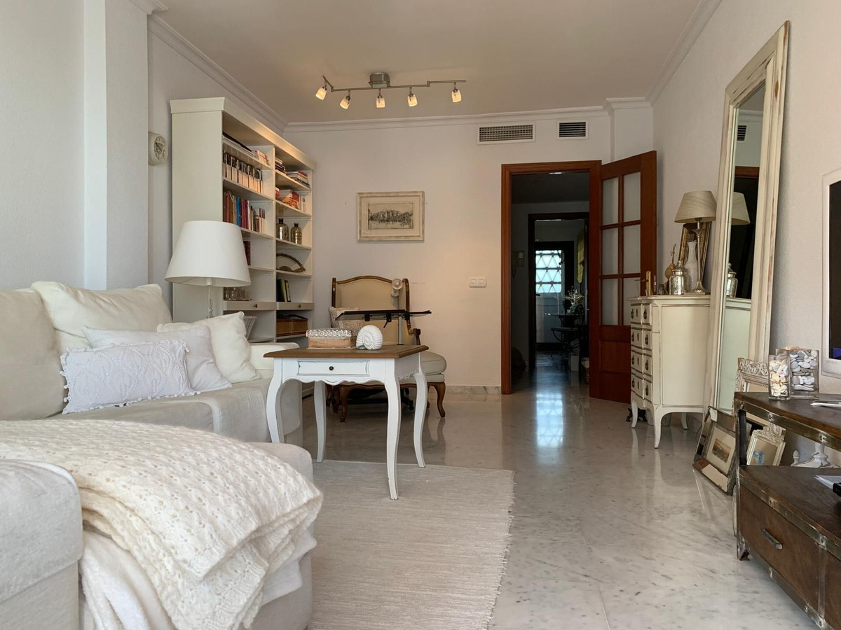 Begane grond appartement in Torremolinos-23