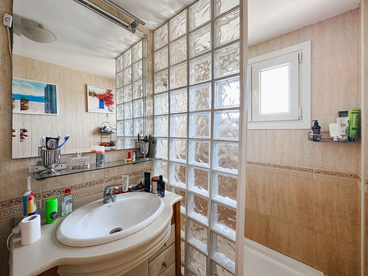 Appartement te koop in Torremolinos | 2 slaapkamers H5074696