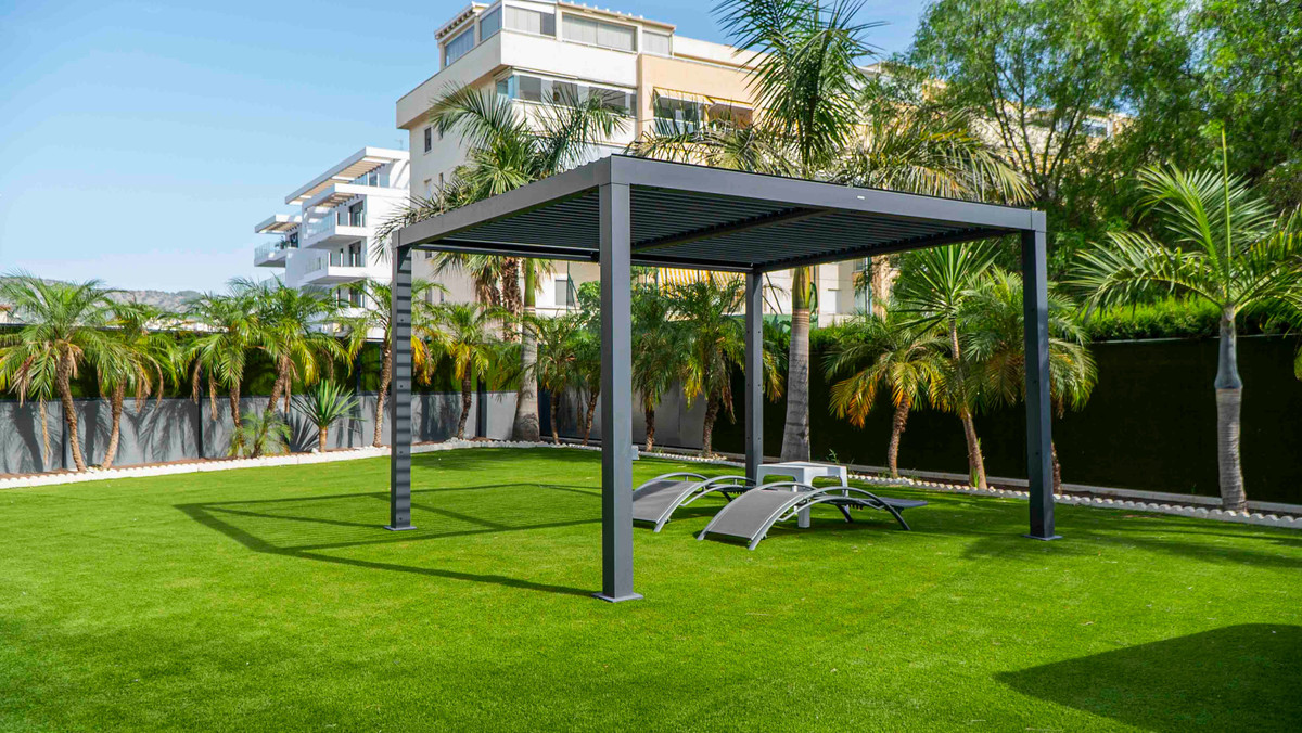 Apartment for sale in Torremolinos | 3 bedrooms H5116462