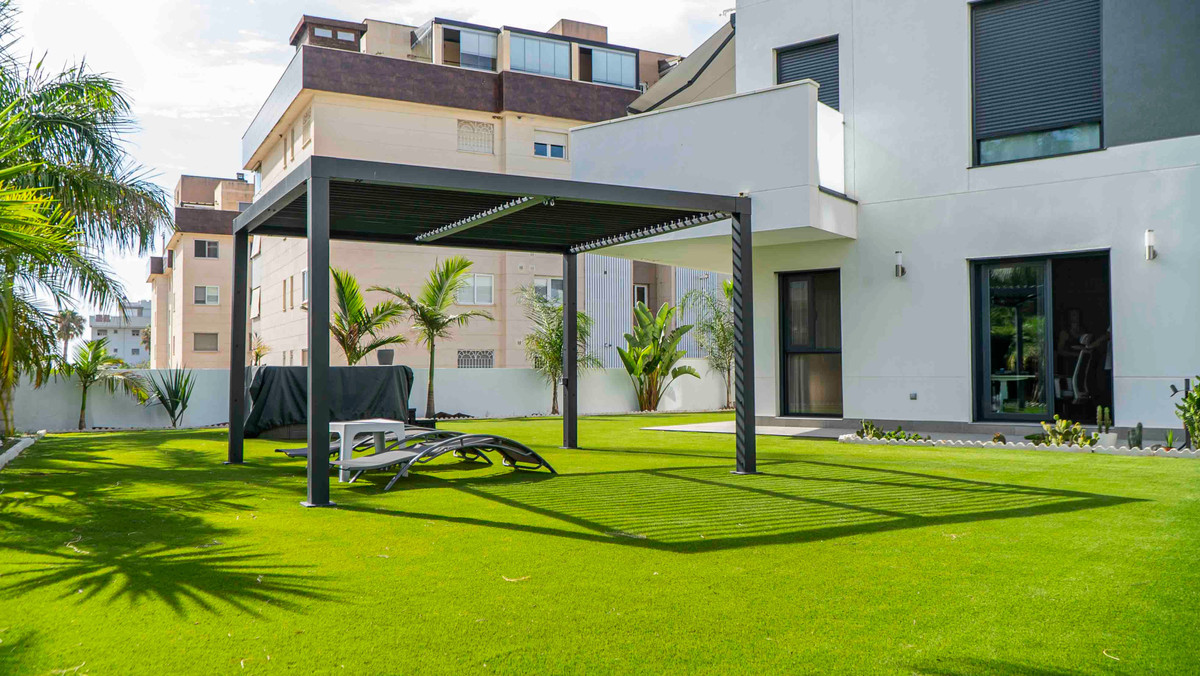 Apartment for sale in Torremolinos | 3 bedrooms H5116462