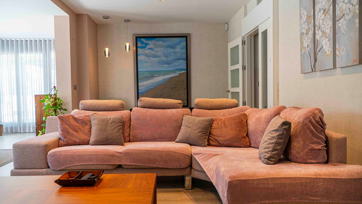 Apartment for sale in Torremolinos | 3 bedrooms H5116462
