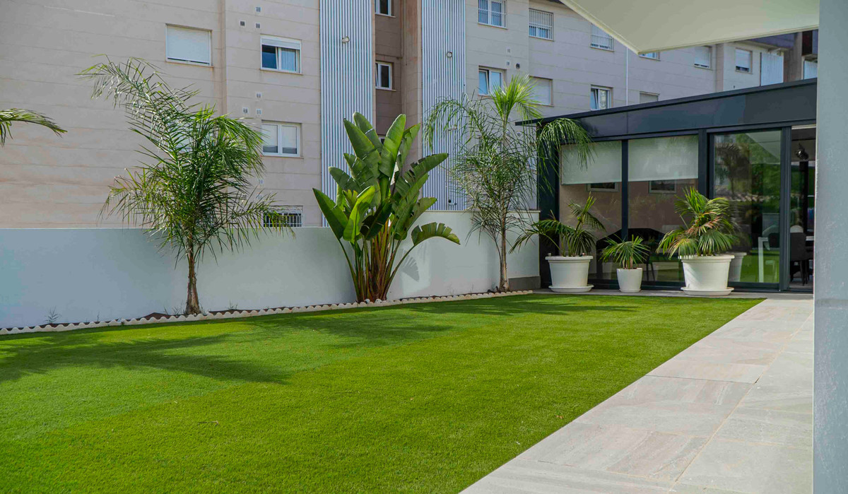 Apartment for sale in Torremolinos | 3 bedrooms H5116462