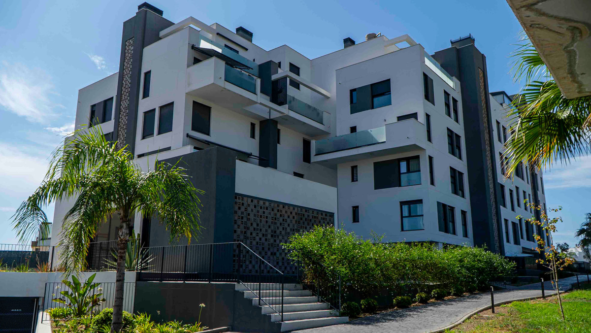 Apartment for sale in Torremolinos | 3 bedrooms H5116462