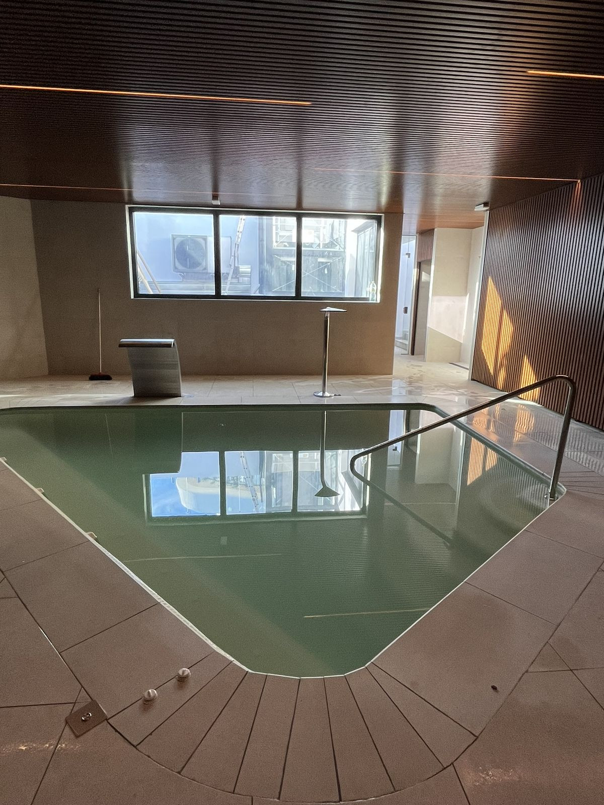 Property main view 64