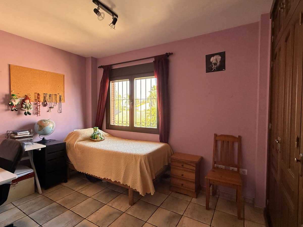 Huis te koop in Torremolinos | 4 slaapkamers H5297668