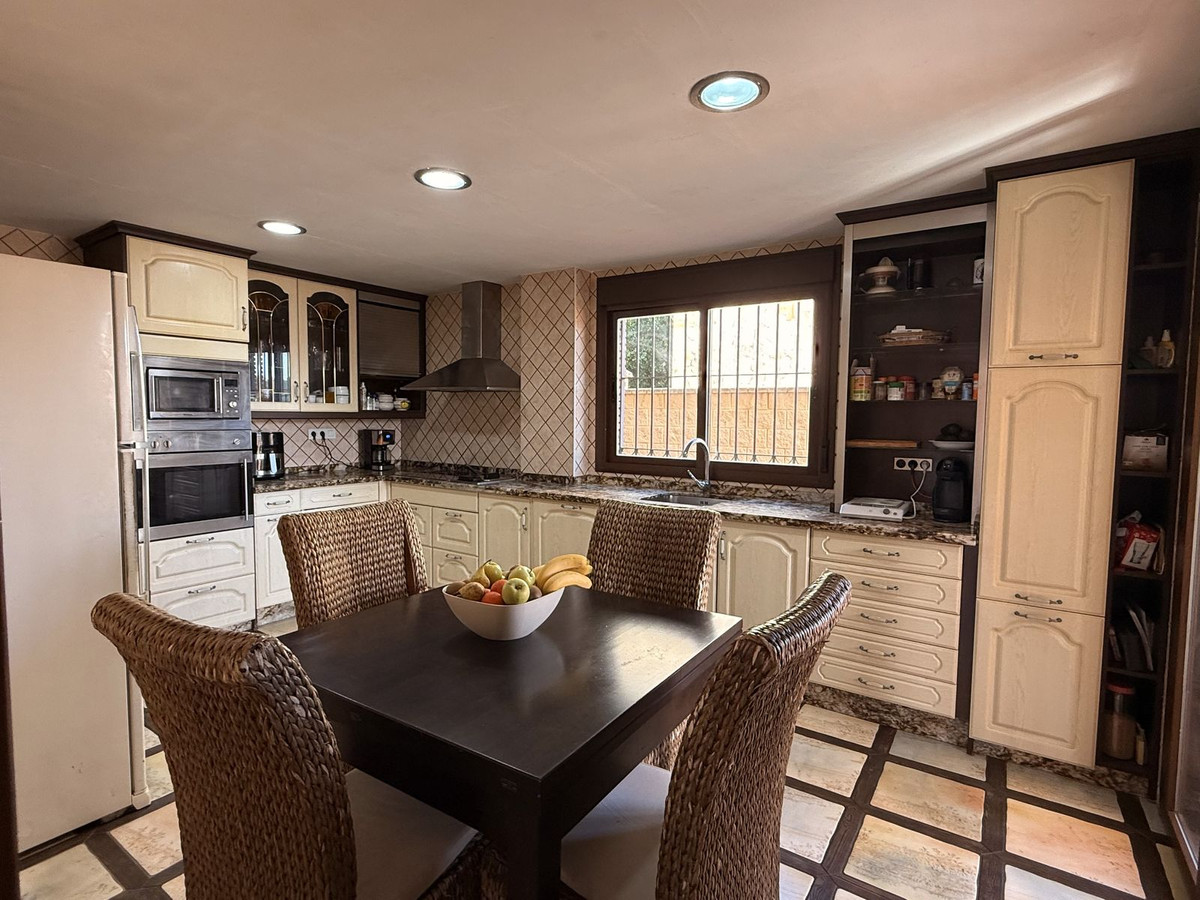 Huis te koop in Torremolinos | 4 slaapkamers H5297668