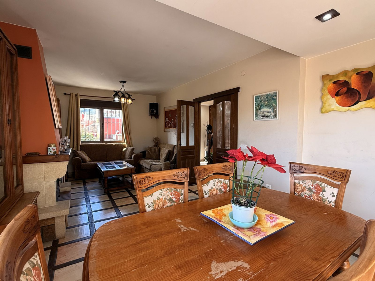 Huis te koop in Torremolinos | 4 slaapkamers H5297668