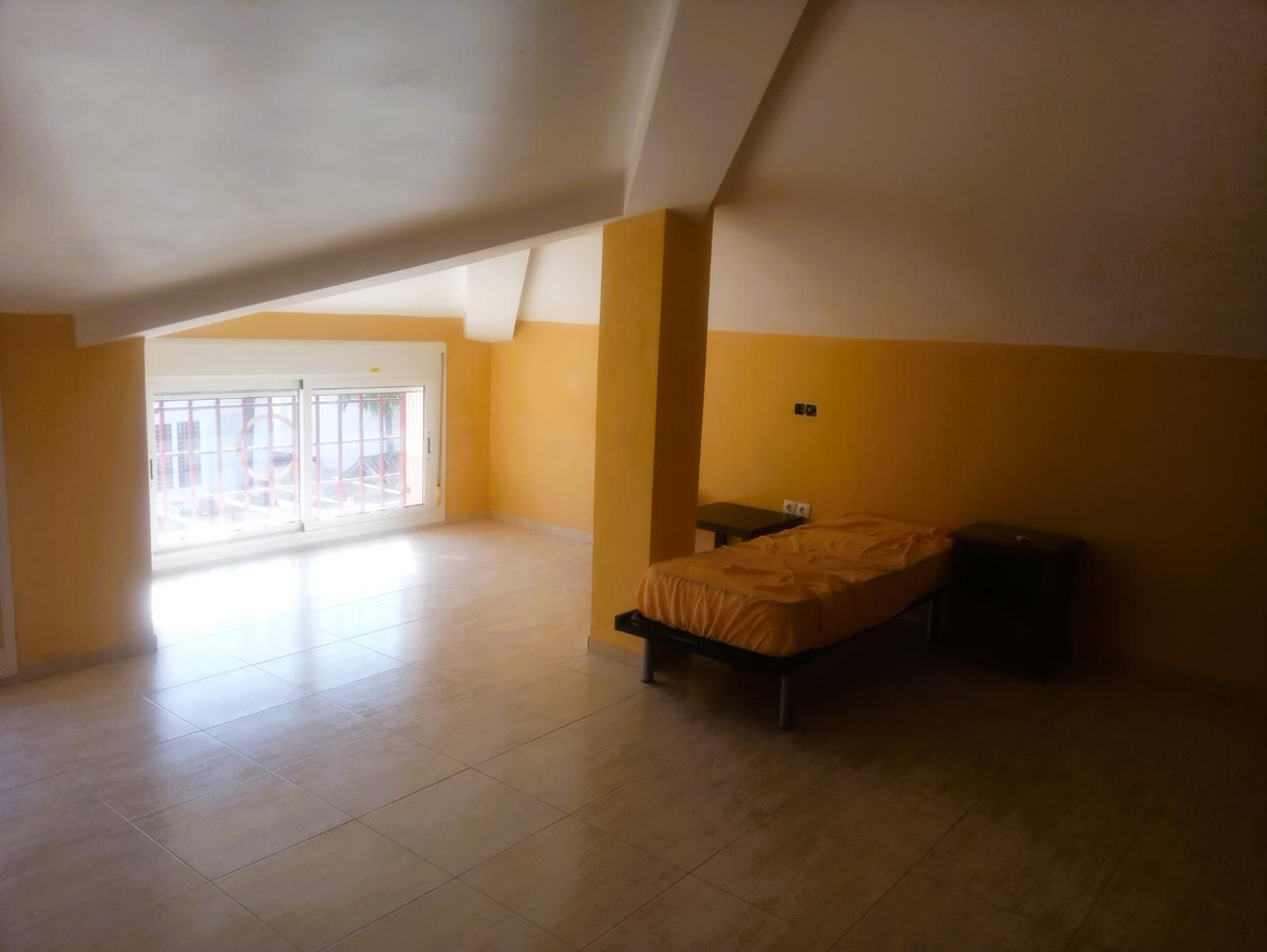 Huis te koop in Torremolinos | 5 slaapkamers H5309626