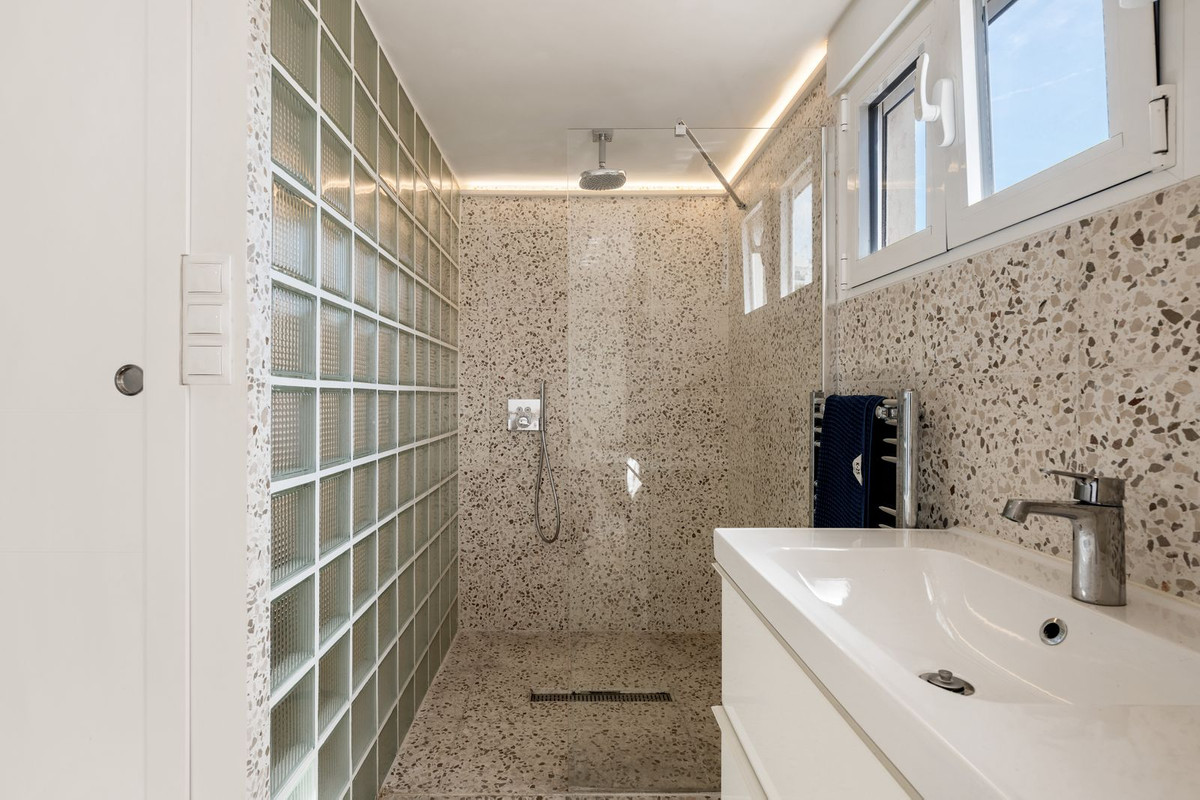 Appartement te koop in Torremolinos | 2 slaapkamers H5330473