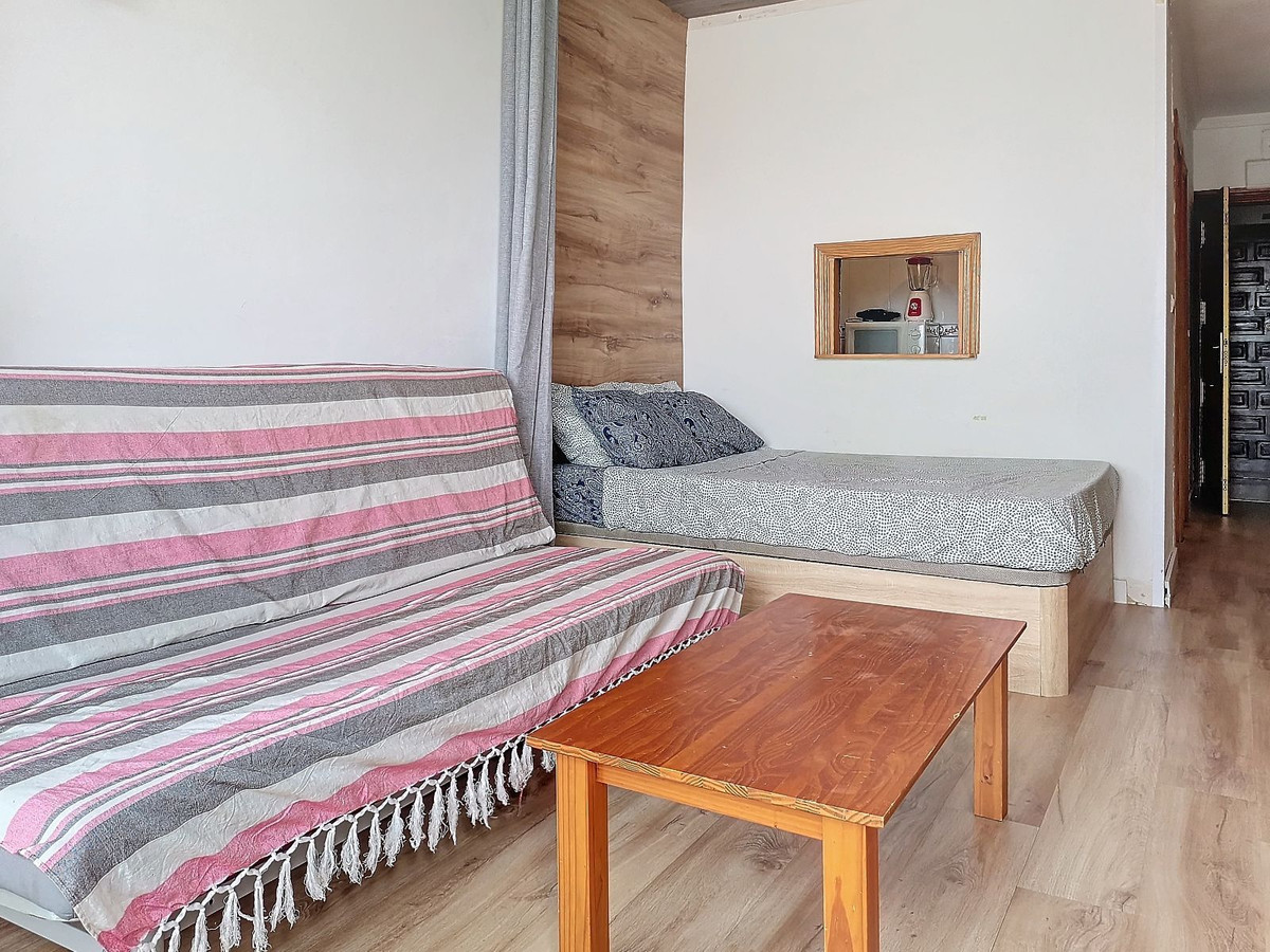 Appartement te koop in Torremolinos | 0 slaapkamers H5356813