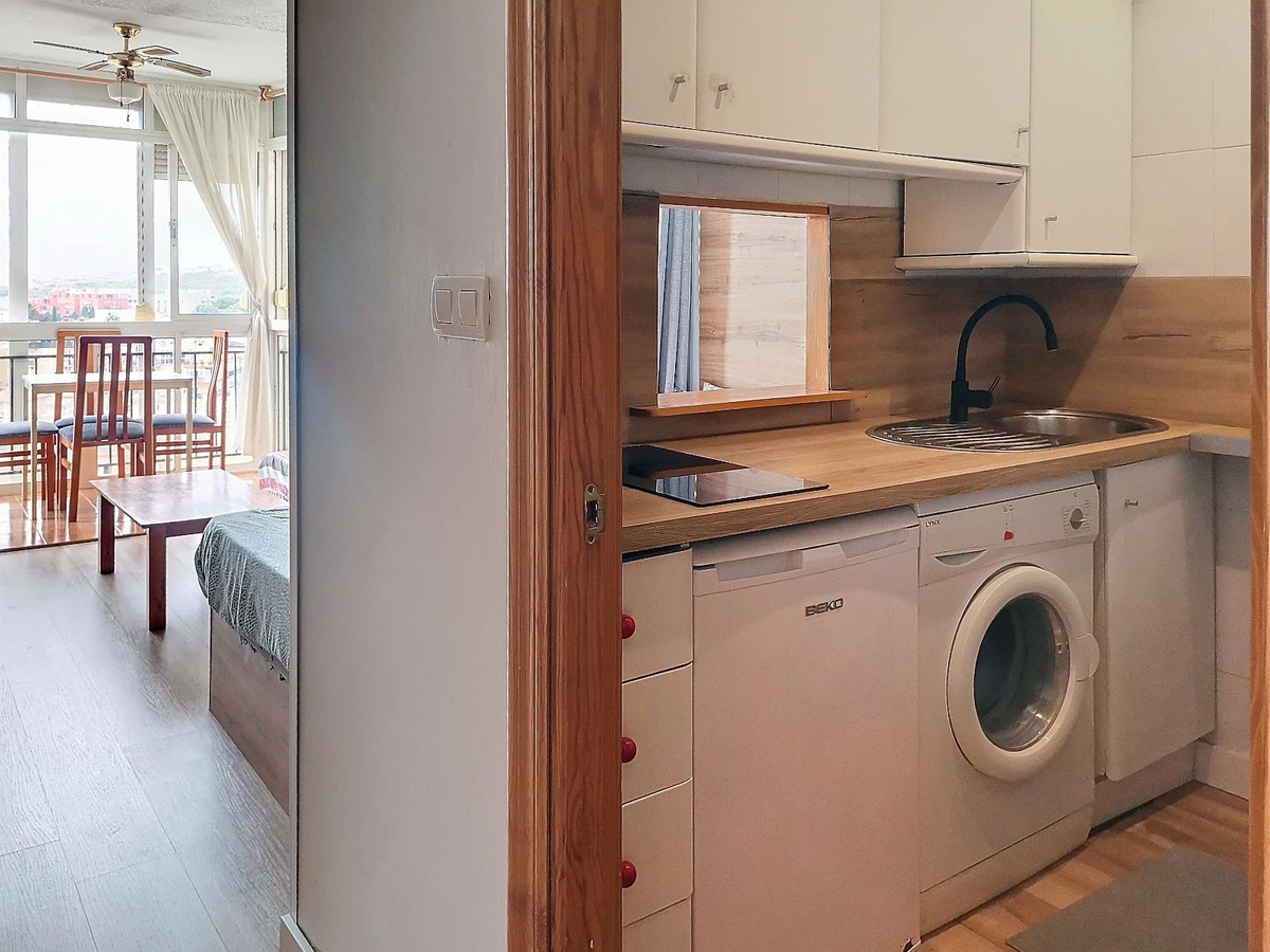 Appartement te koop in Torremolinos | 0 slaapkamers H5356813