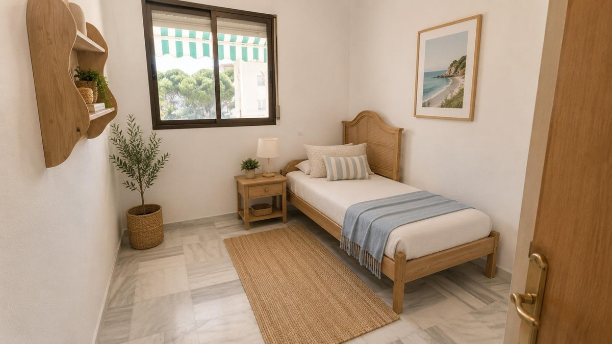 Appartement te koop in Torremolinos | 4 slaapkamers H5383534