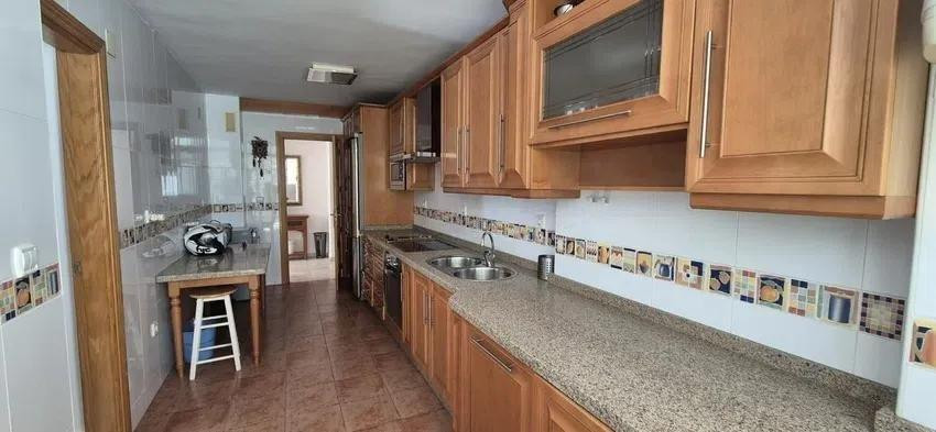 Appartement te koop in Torremolinos | 4 slaapkamers H5383534