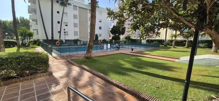 Appartement te koop in Torremolinos | 4 slaapkamers H5383534